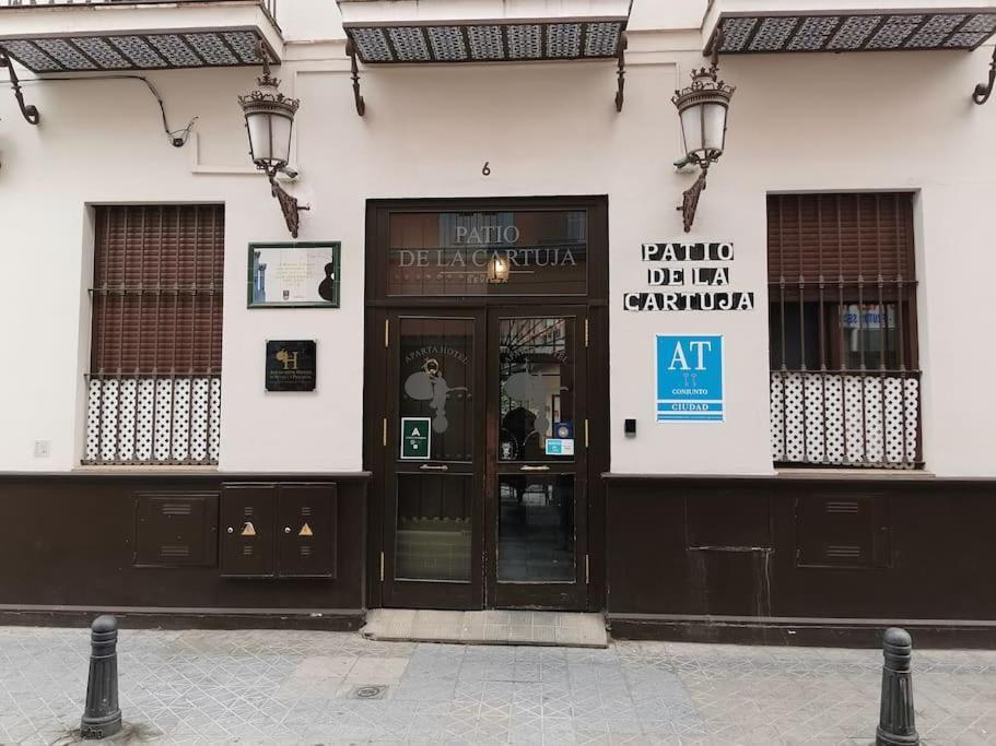 Apartamento Con Encanto En Patio Sevillano Exteriör bild