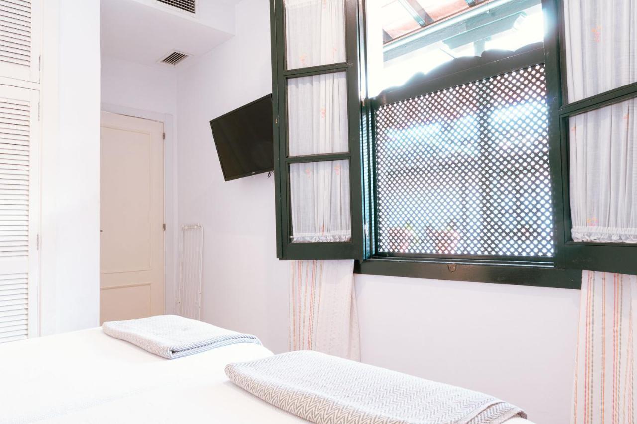Apartamento Con Encanto En Patio Sevillano Exteriör bild