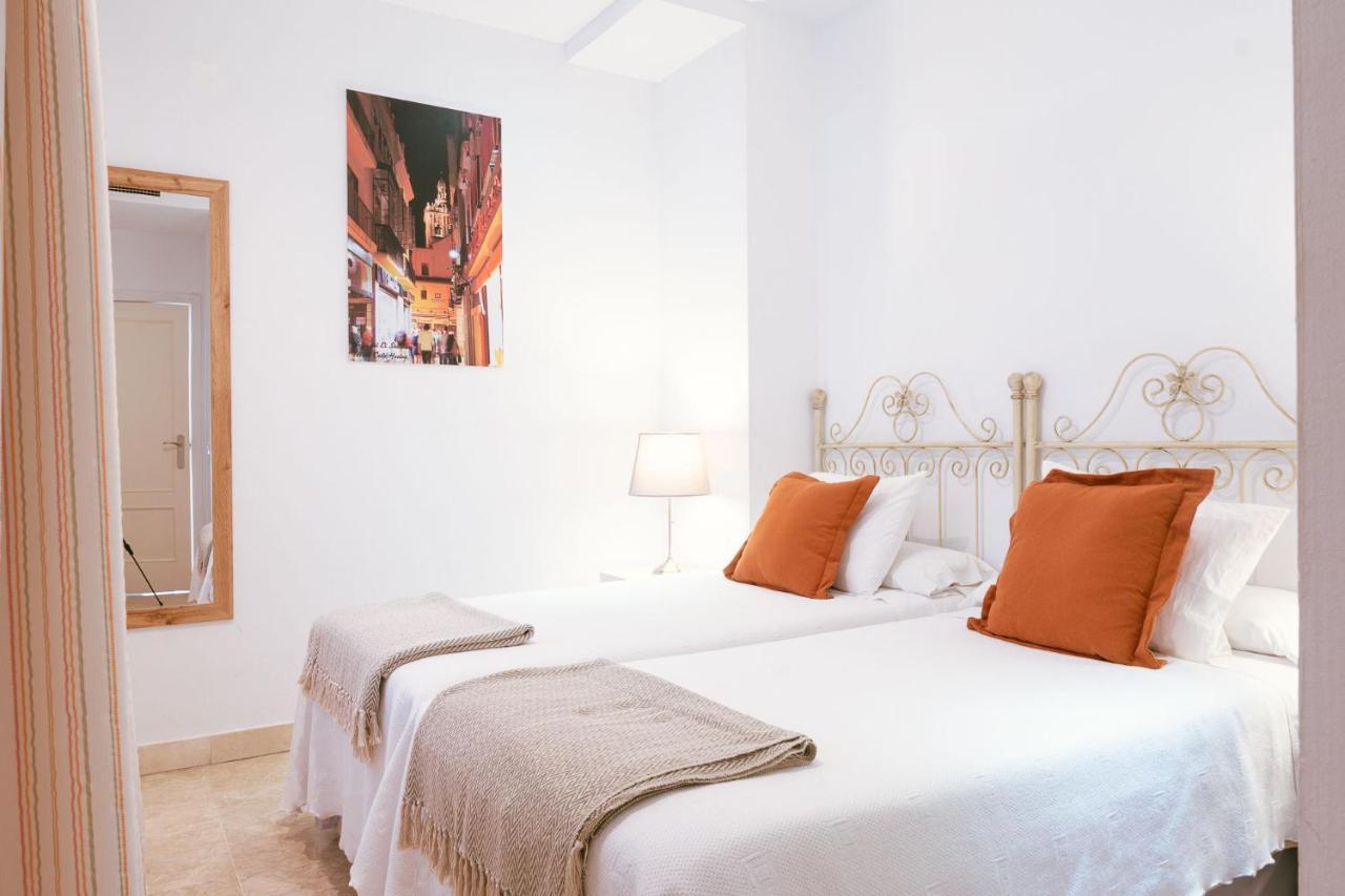 Apartamento Con Encanto En Patio Sevillano Exteriör bild